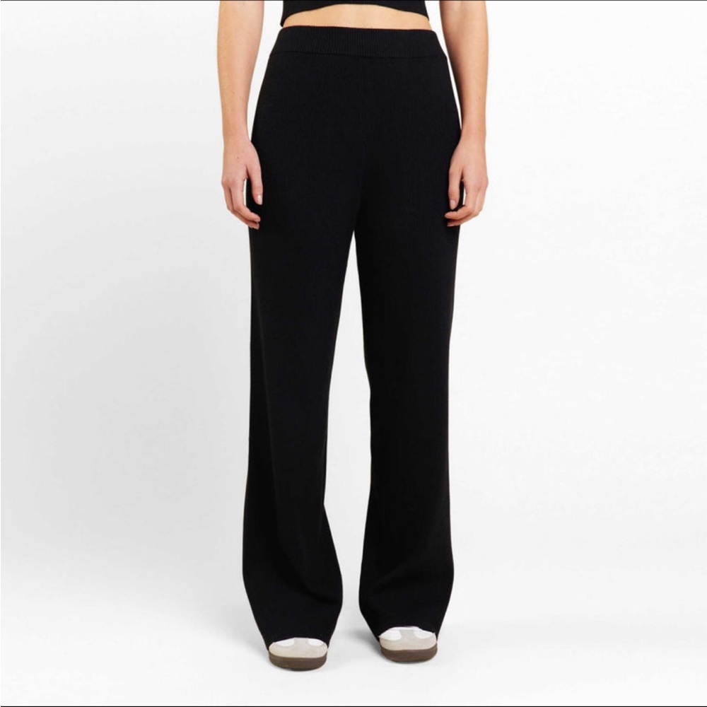 Nuuds sweater wide leg pants size small